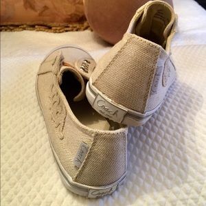 Coach sneakers women’s size 8.  Metallic thread throughout